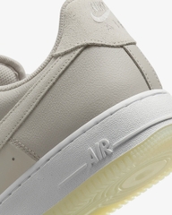Giày Nike Nam Chính Hãng - Nike Air Force 1 '07 LV8 - Trắng | JapanSport FN5832-001