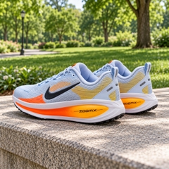Giày chạy nam Nike Chính Hãng - Vomero 18 - Màu Xám/Cam | JapanSport HM6803-404