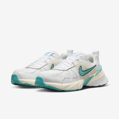 Giày Nike Nữ Chính Hãng - V2K Run - Màu Trắng/Xanh | JapanSport FD0736-105