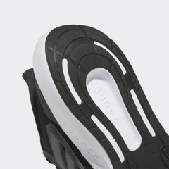 Giày chạy Nữ Adidas Chính hãng - Ultrabounce Run - Màu Đen | JapanSport HQ1302