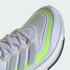 Giày Adidas Nữ Chính Hãng - ULTRABOOST LIGHT - Trắng Xám | JapanSport IE1775