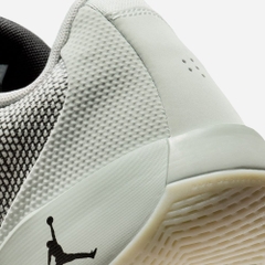 Giày Bóng Rổ Nike Chính Hãng - Air Jordan Luka .77 - Màu Đen/ Xám | JapanSport HF0819-003