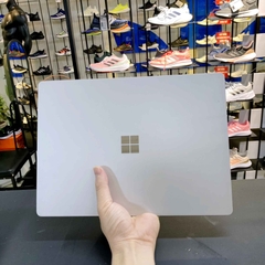 【Đã qua sử dụng】Surface Laptop 2 13.5 Inch Core i5 8250U 1.6GHz | 8GB | 256GB - Bạc |  JapanSport