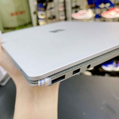 【Đã qua sử dụng】Surface Laptop 2 13.5 Inch Core i5 8250U 1.6GHz | 8GB | 256GB - Bạc |  JapanSport