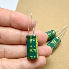10 cái tụ điện hóa 1000uF 25V 1000uF25V 10x20mm xanh lá