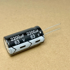 2 cái tụ điện hóa 2200uF 63V 2200uF63V ±20% kích thước 18x35mm