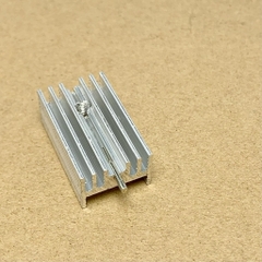 Tản nhiệt nhôm 25x15x10mm chuẩn bán dẫn TO-220