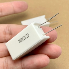 2 cái điện trở sứ 10W 2.2Kohm 2.2KR 2K2J kích thước 16x30mm