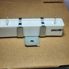 Điện trở sứ công suất 40W 300R 300ohm 40W300RJ