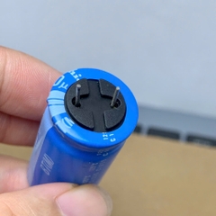 2 cái tụ điện hóa 2200uF 35v 2200uF35V BT KY NICHICON 18x35mm 16x25mm