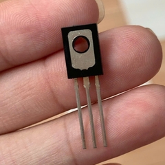 5 cái D882 2SD882 Transistor 40V 3A kênh NPN TO-126 chính hãng