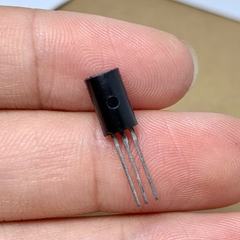 4 cái 2SB647AC B647 647 Transistor 1A 120V kênh PNP T-92L