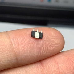 10 cái 2SA1213 NY SMD Transistor 2A 50V kênh P SOT89