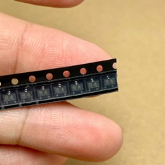 4 cái TRANSISTOR RN2421 RA 50V 800mA kênh PNP SOT-23