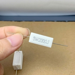 5 cái điện trở sứ 5W 200R 200ohm 201 kiểu chân ngang