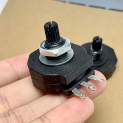 2 cái biến trở chiết áp volume máy hàn RVS28 B104 100KR 100Kohm 3 chân đơn