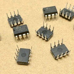 4 cái 3845B UC3845B DIP-8 chính hãng