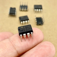 IC điều chỉnh điện áp chuyển mạch VIPer12A DIP-8 chính hãng
