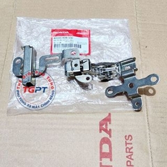 Bản lề, pát sắt nắp mở xăng xe SH 2020+ / 80165-K0R-V00