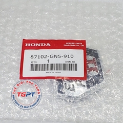 Tem yếm quả đào, Logo bửng xe Dream Thái /87102-GN5-910