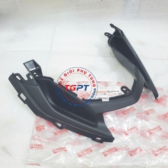 Bợ đèn sau, Ốp đèn hậu NVX V1 2017-2020 /B63-F472K-00
