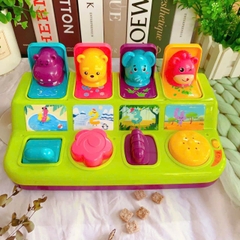 Hộp bất ngờ có nhạc và đen