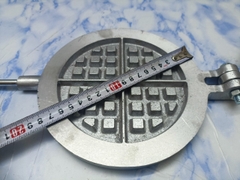 Khuôn bánh kẹp dày nhôm dk ra bánh 13,5cm