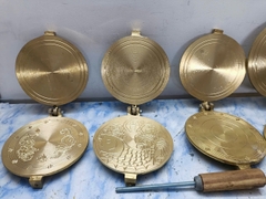 Khuôn bánh kẹp giòn bằng đồng rồng phụng, cá tiền