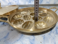 Khuôn bông lan bánh bò đồng size vừa