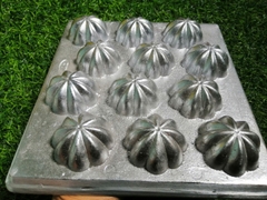 Khuôn bông lan vuông 23x25