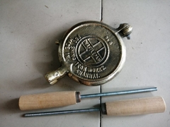 Khuôn kẹp dày bằng đồng đường kính 13.5cm