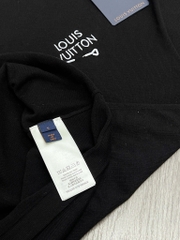 LOUIS VUITTON TEE - Áo Thun LV Wardrobe Staple (Black) [Mirror Quality]