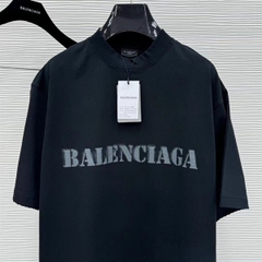Áo Thun Balenciaga Stencil Type Medium Fit (Black) [Mirror Quality]