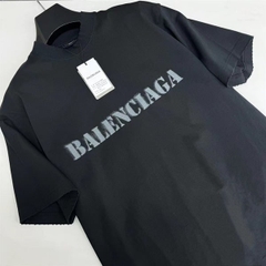 Áo Thun Balenciaga Stencil Type Medium Fit (Black) [Mirror Quality]
