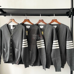 THOM BROWNE CARDIGAN - Áo khoác TB Merino (Xám Đậm) [Mirror quality]