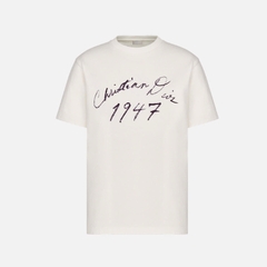 Áo Thun Dior Handwritten 1947 (White) [Mirror Quality]