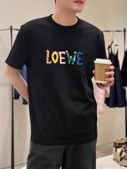 Áo Thun Loewe Relaxed Rainbow Embroidered Logo (Black) [Mirror Quality]