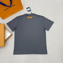 Áo thun Louis Vuitton Embossed (Grey)