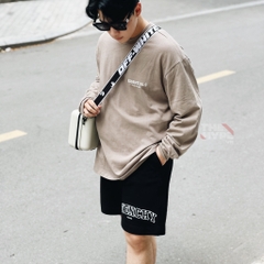 GIVENCHY SHORTS - Quần Ngắn GVC Boxy Embroidered Logo (Black) [Mirror Quality]