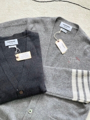 THOM BROWNE CARDIGAN - Áo khoác TB Cashmere Crewneck Pullover (Grey) [Mirror quality]
