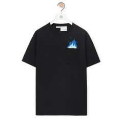 LOEWE TEE - Áo Thun Loewe Howl’s Moving Castle (Đen) [MIRROR QUALITY]