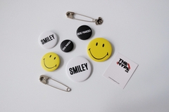 Áo Thun Croptop 13De Marzo Broken Pin Badge Bear (Black) Best Quality