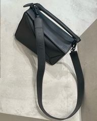 Túi Loewe Puzzle Classis Calfskin (Black) [Mirror Quality]
