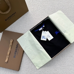 Áo thun Burberry BBR Equestrian Knight (Black) [Mirror Quality]