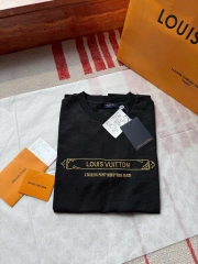 ÁO THUN LOUIS VUITTON LV EMBELLISHED EMBROIDERED CHEST (BLACK)