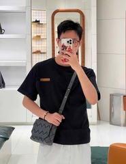 ÁO THUN BOTTEGA VENETA POCKET (BLACK)