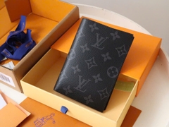 Ví Louis Vuitton Passport Monogram (Grey) [Mirror Quality]