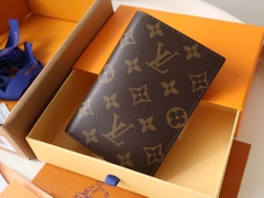 Ví Louis Vuitton Passport Monogram (Brown) [Mirror Quality]