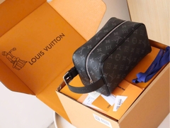 TÚI LOUIS VUITION LOCKER DOPP KIT (BLACK)