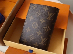 Ví Louis Vuitton Passport Monogram (Brown) [Mirror Quality]